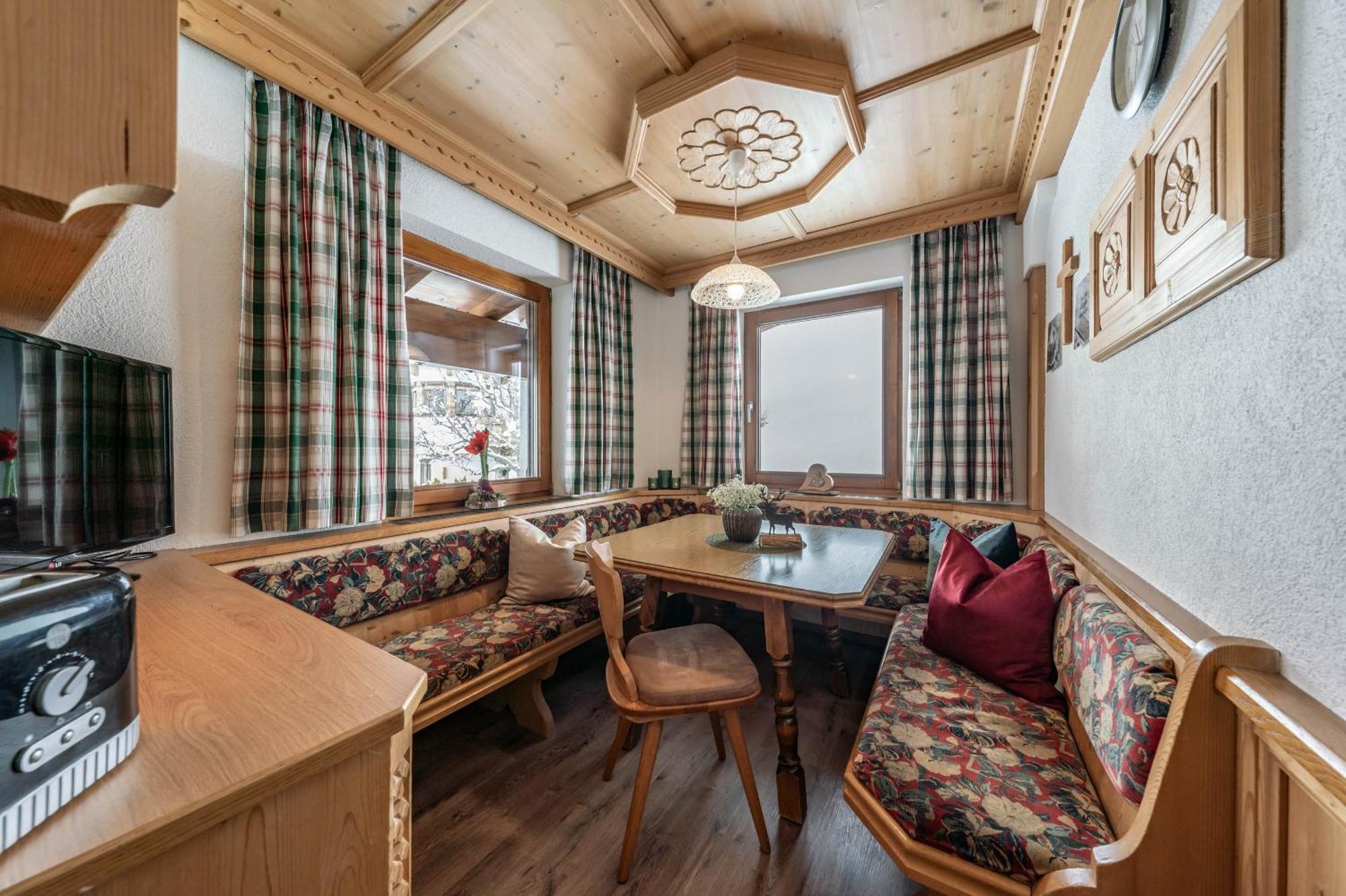 Haus Schoeser Hippach Exteriér fotografie