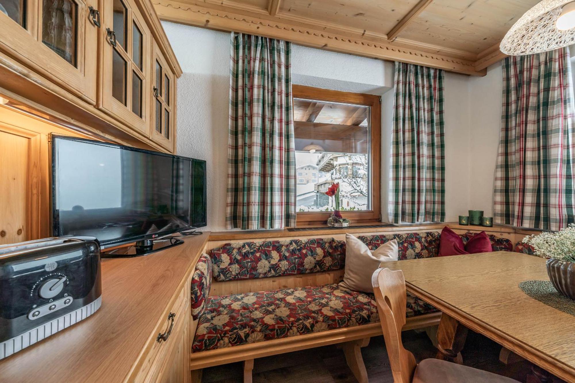 Haus Schoeser Hippach Exteriér fotografie