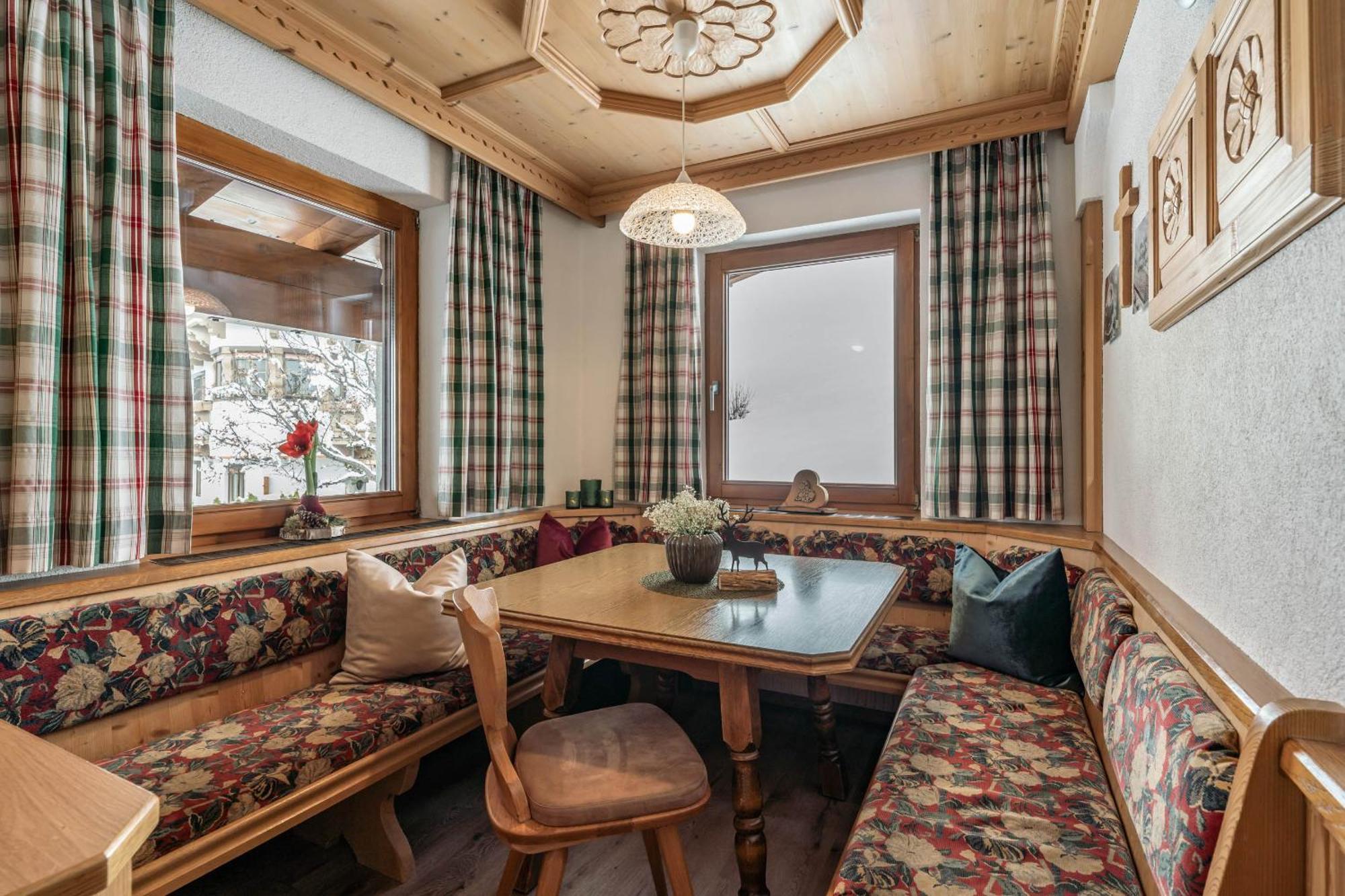 Haus Schoeser Hippach Exteriér fotografie